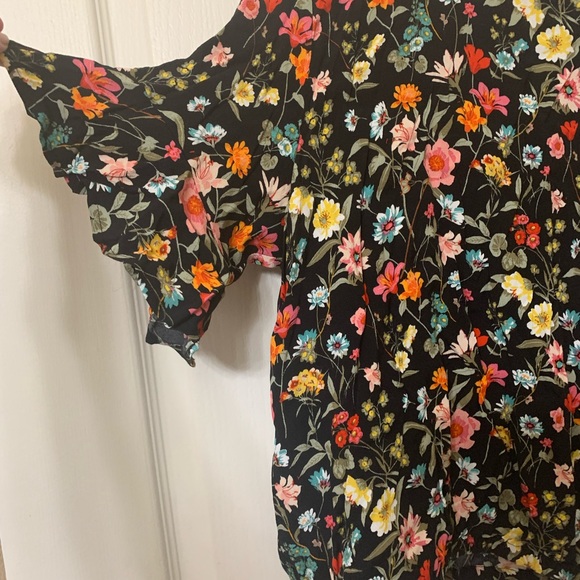 Floral Blouse - Picture 3 of 5
